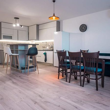 Turquoise By Rv Apartments Varna Extérieur photo