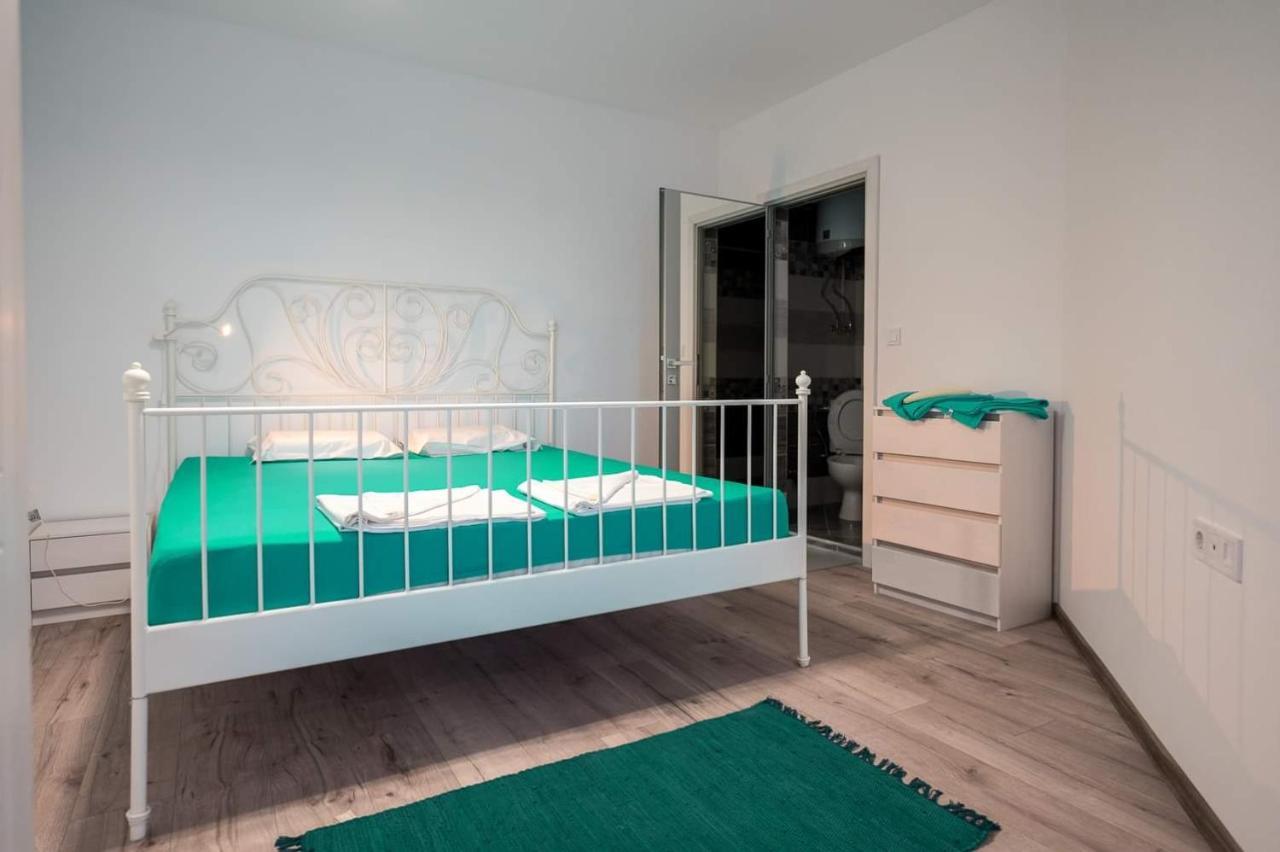 Turquoise By Rv Apartments Varna Extérieur photo
