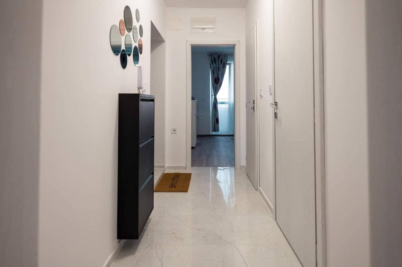 Turquoise By Rv Apartments Varna Extérieur photo
